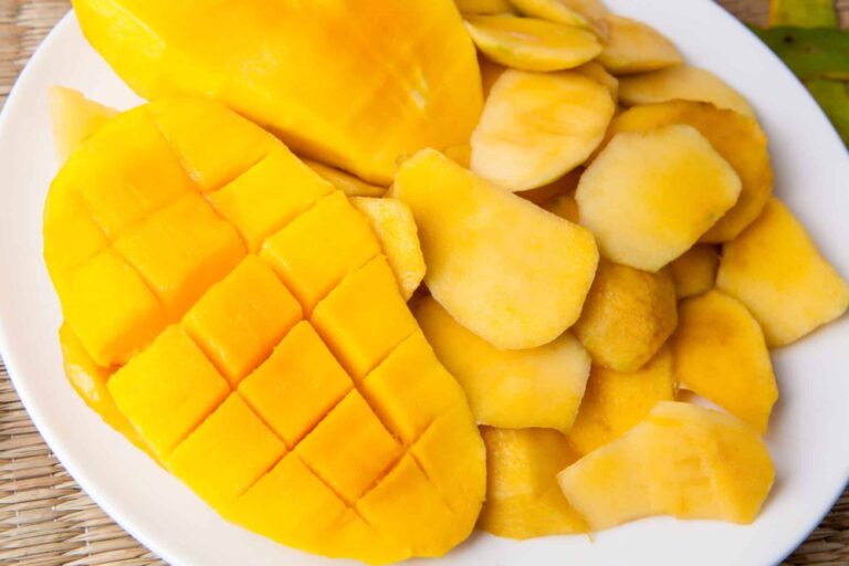 El rescate del mango: Toneladas de desperdicios se vuelven rentables y saludables