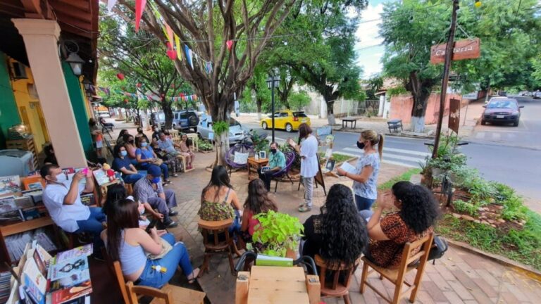 Mainumby cumple dos años y celebra con arte, libros y café en Itauguá